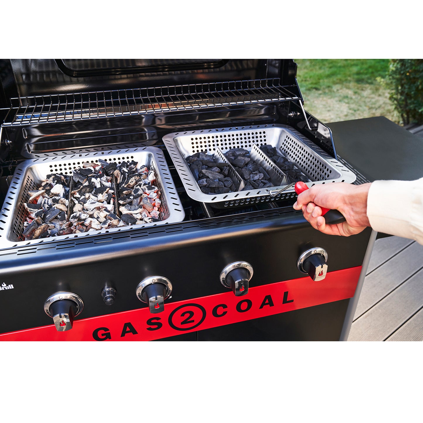 CHAR-BROIL Hybridgrill Gas2Coal 2.0 4+1 Brännare