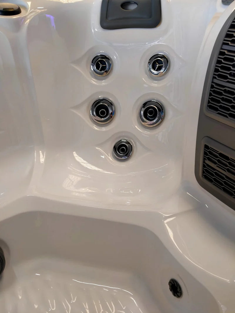 Spabad Hydro 5 personer 29 jets (200x200x85cm)