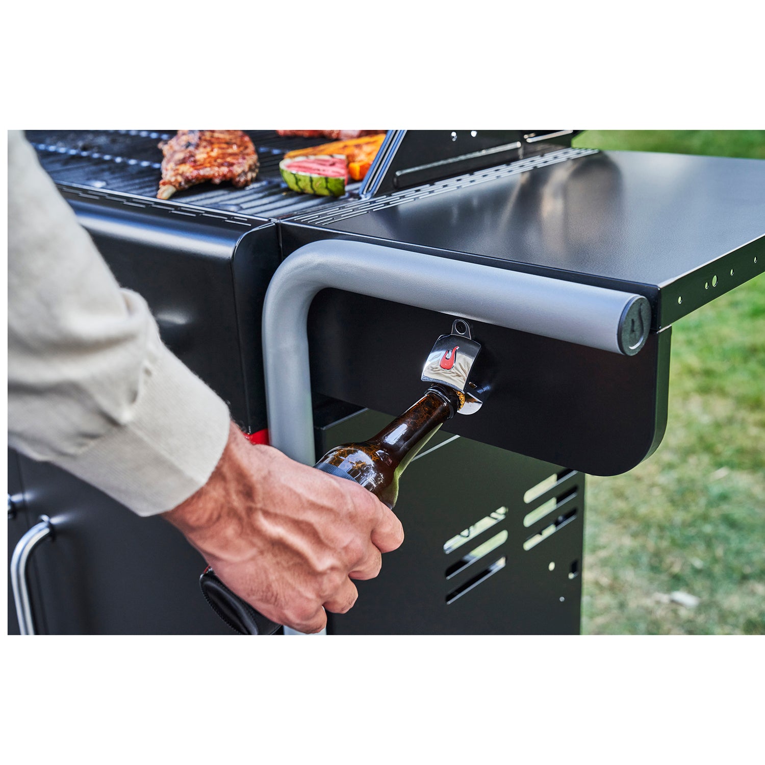 Char-Broil Gas2Coal® 440 Hybridgrill kapsylöppnare flasköppnare