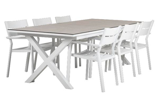 Delia/Hillmond matgrupp vit