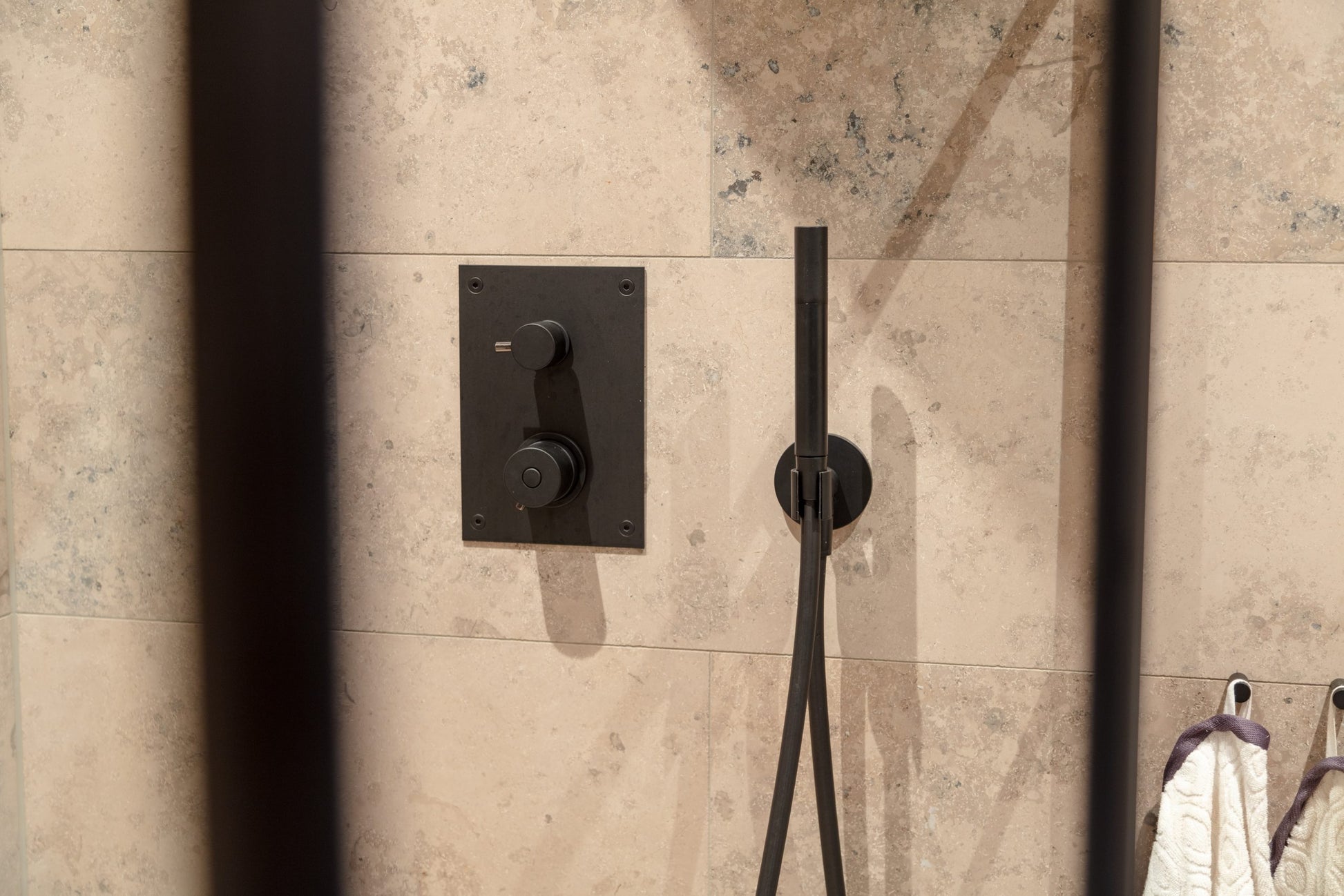 kalksten jura grey grå inspo dusch modernahuset.se